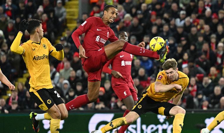 Liverpool ve Wolverhampton, turu ikinci maça bıraktı