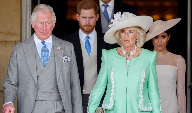 Prens Harry, üvey annesi Kraliçe Camilla'yı tehlikeli olarak nitelendirdi