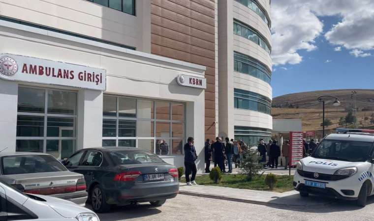 Bayburt'ta dehşet... Kız kardeşini öldürdü, eniştesini ağır yaraladı!