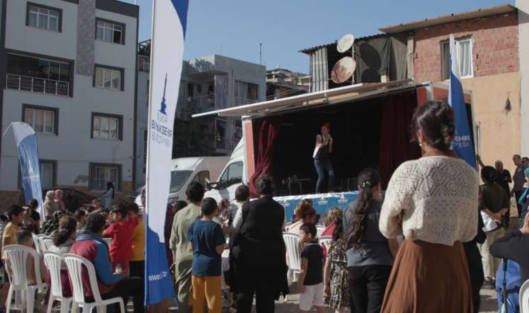 İzmir'i Cumhuriyet Bayram'ı coşkusu sardı