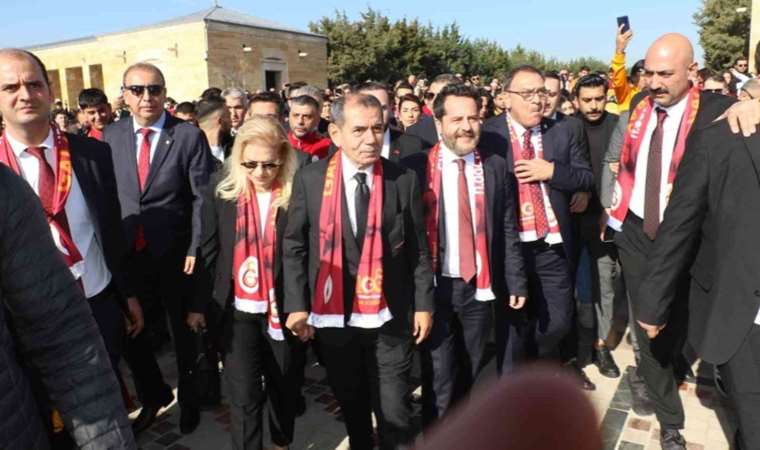 Galatasaray'dan Anıtkabir'e anlamlı ziyaret!