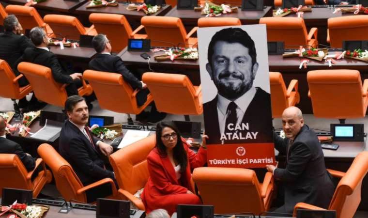 Hukukçular, Yargıtay'ın AYM üyeleri hakkında suç duyurusunda bulunmasına tepki gösterdi: Yargıya ağır darbe