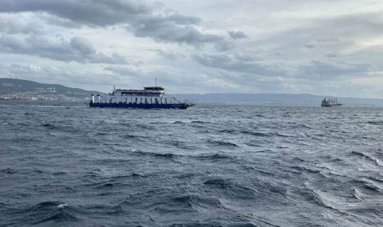 Fırtına deniz ulaşımını aksattı... Bozcaada ve Gökçeada'ya feribot seferleri iptal edildi!