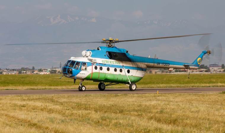 Özbekistan'da askeri helikopter düştü