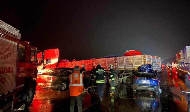 Gaziantep'te, otomobil TIR’ın altına girdi: 1 ölü, 3 yaralı