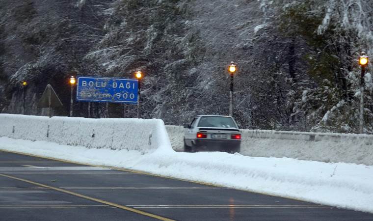 Bolu Dağı'nda kar yağışı durdu, ulaşım normale döndü