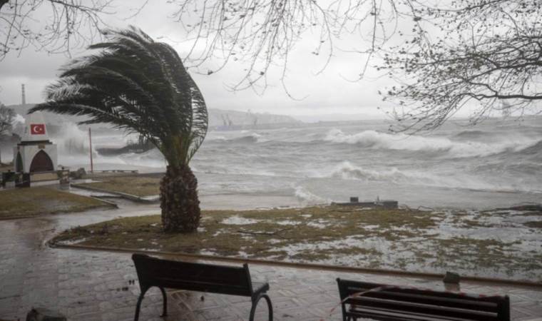 Meteoroloji'den Marmara, Batı Karadeniz ve Kuzey Ege için 'kuvvetli fırtına' uyarısı