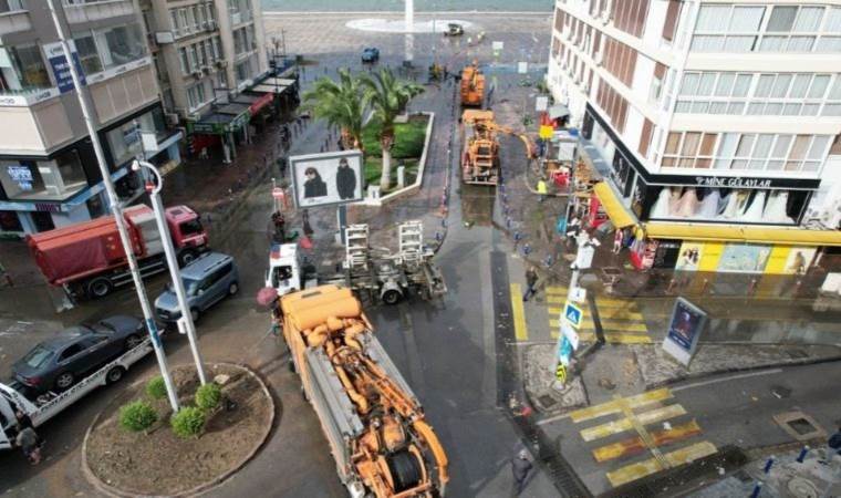 İzmir’de su baskını mağdurlarına maddi destek