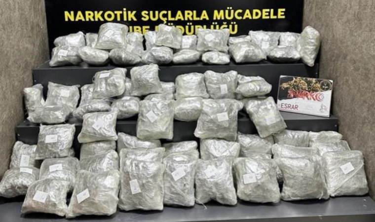 Kargo firmasına uyuşturucu operasyonu: 40 kg uyuşturucu ele geçirildi