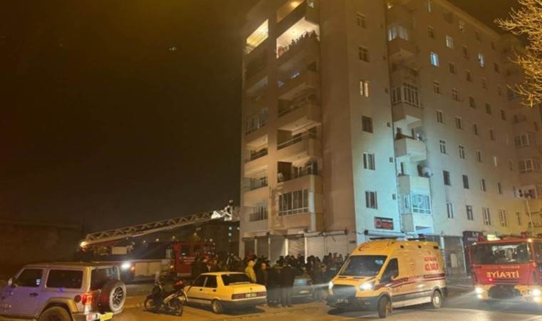 Kayseri'de korkutan yangın: 4 kişi hastaneye kaldırıldı