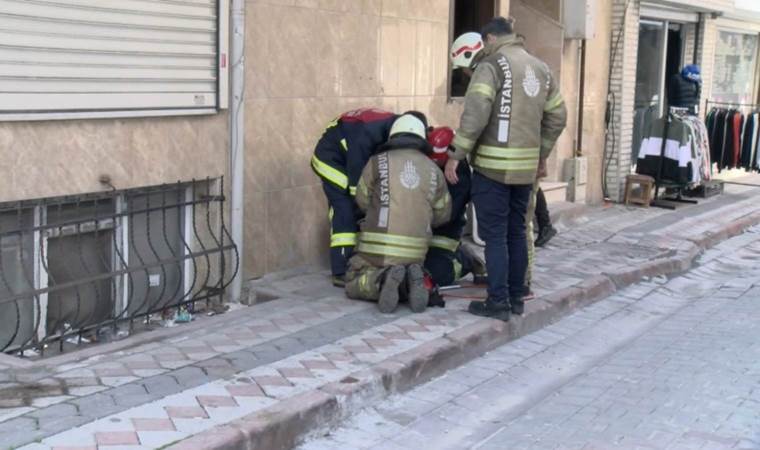 İstanbul’da 'Ceset kokusu geliyor' ihbarı ekipleri harekete geçirdi