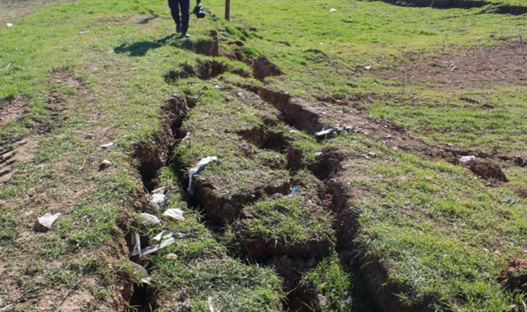 Fay hattının geçtiği 12 kilometrelik güzergâhta büyük tahribat