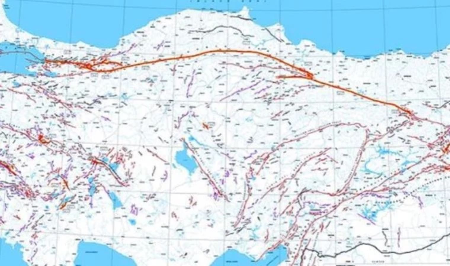 Yenilenmiş MTA diri fay haritası paylaşıldı: İşte bölge bölge altından fay hattı geçen şehirler...