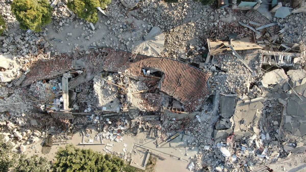 Hatay'da tarihi cami iki depremden sonra yok oldu