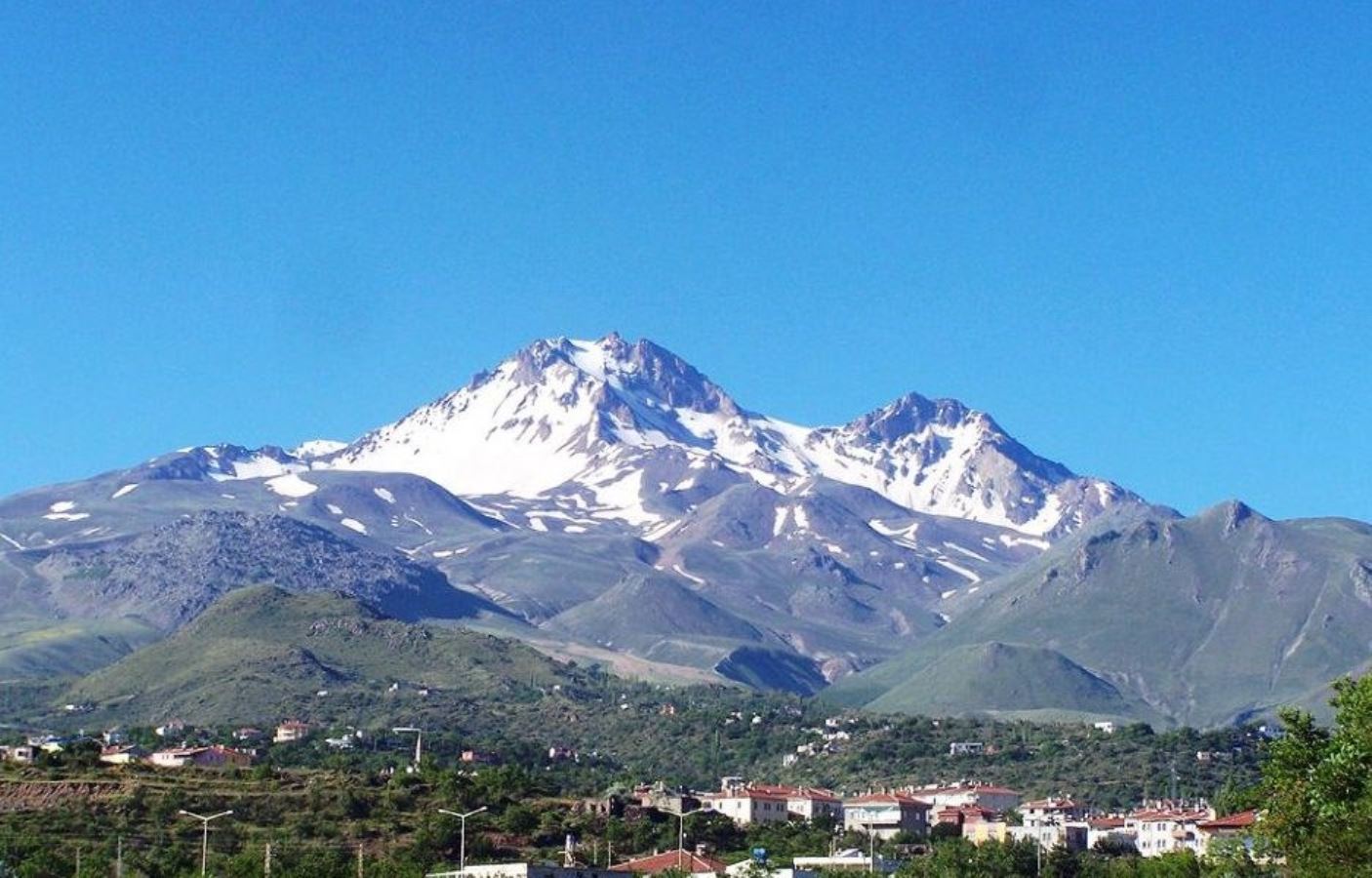 Kayseri'nini ilçeleri! Kayseri'nini kaç ilçesi var? Kayseri'nini ilçe nüfusları kaç? Kayseri'nini ilçe belediyeleri hangi partiden?