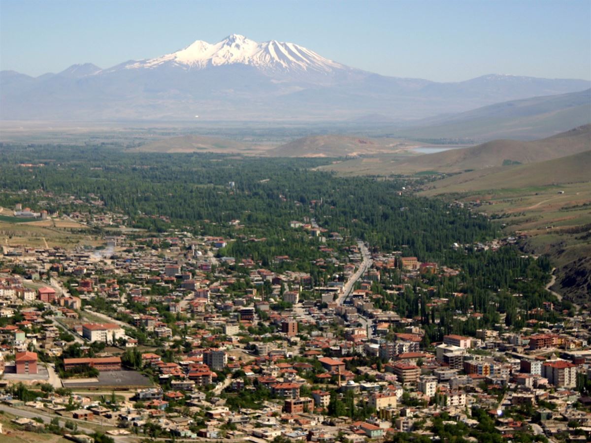 Kayseri'nini ilçeleri! Kayseri'nini kaç ilçesi var? Kayseri'nini ilçe nüfusları kaç? Kayseri'nini ilçe belediyeleri hangi partiden?