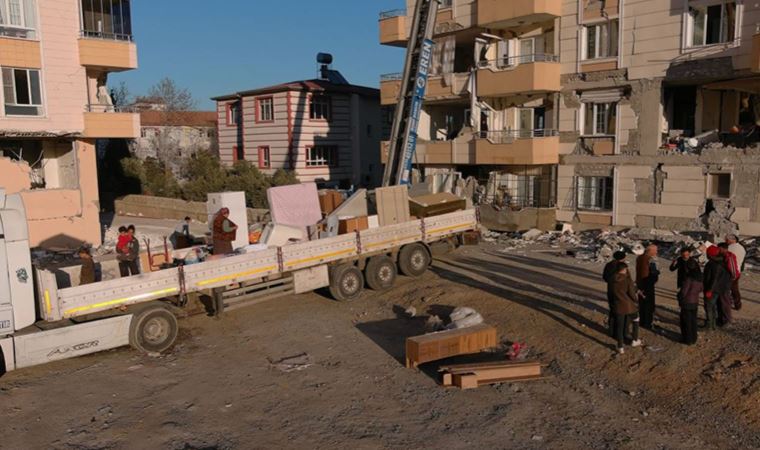 Gaziantep Valiliği duyurdu: Ağır hasarlı binalardan eşya alımı durduruldu