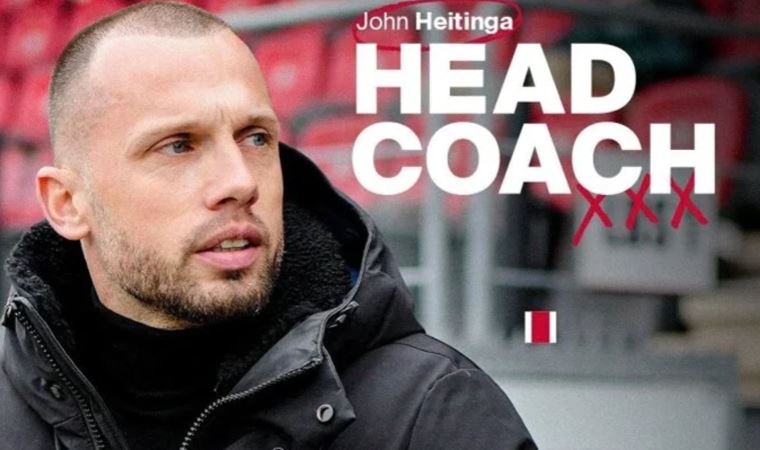 Ajax'ın yeni teknik direktörü John Heitinga oldu