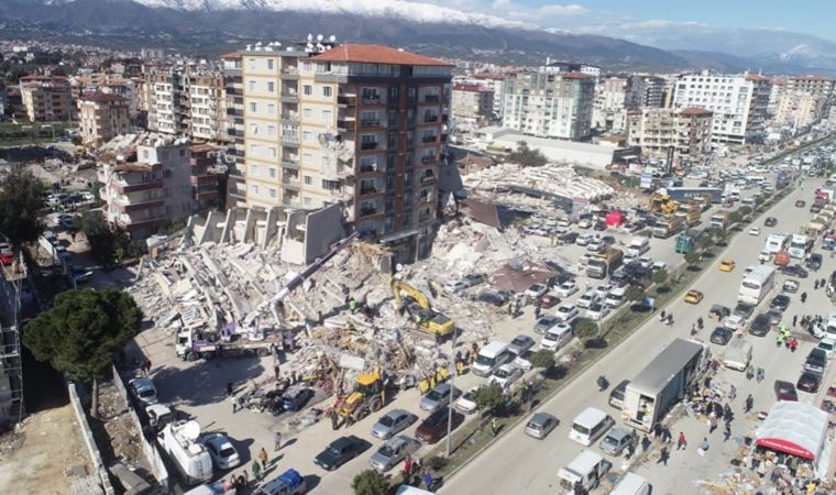 Kahramanmaraş merkezli büyük deprem... İstanbul'dan 2 başsavcı vekili ve 30 savcı Hatay'a gidiyor