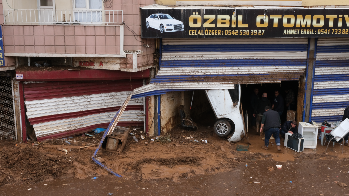 Cumhuriyet Şanlıurfa'daki sel felaketini görüntüledi