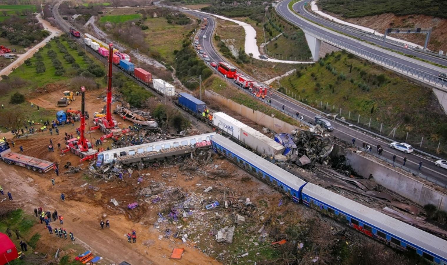 Yunanistan’da tren kazasında can kaybı 43’e yükseldi