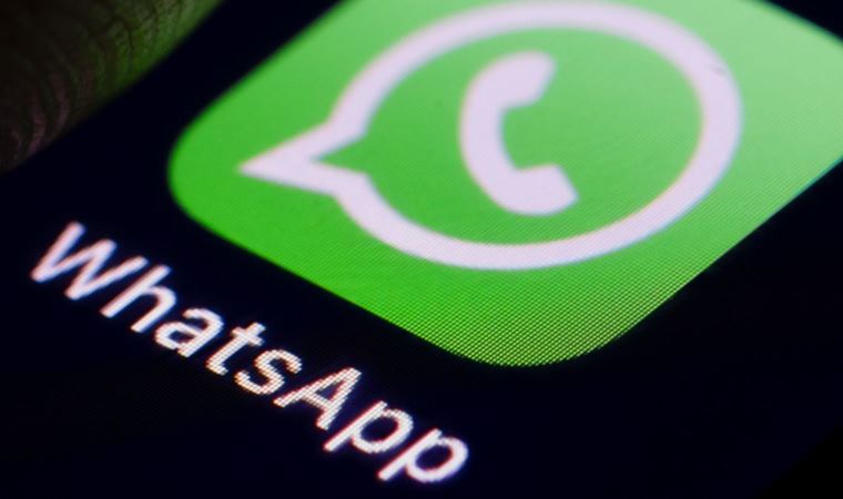 WhatsApp'ın sabitlenmiş mesaj özelliğini gösteren ekran görüntüsü