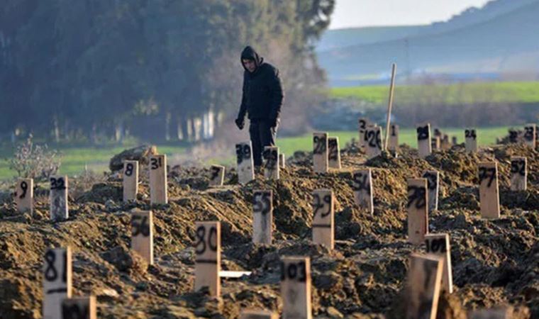 İYİ Partili Usta, depremde yaşanan can kaybı verilerine ilişkin Cumhuriyet'e konuştu: Afetin ardından kullanım dışı kalan kredi kartı sayısı...