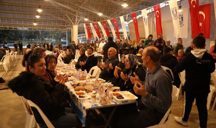 Yunan aşçılardan Bodrum'da iftar yemeği