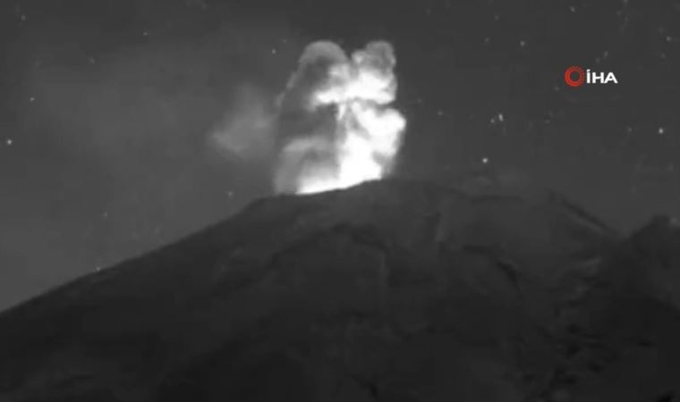 Popocatepetl Yanardağı’nın yakınında göktaşı görüldü