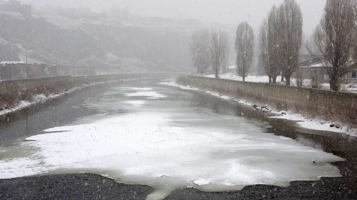 Ardahan beyaza büründü