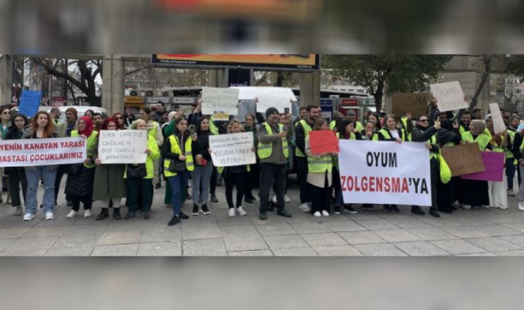 SMA’lı çocukların ailelerinden protesto: ‘İlaç yoksa oy da yok’