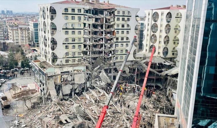 Son dakika... 89 kişiye mezar olmuştu: Galeria Sitesi'nin müteahhidi Ankara'da yakalandı