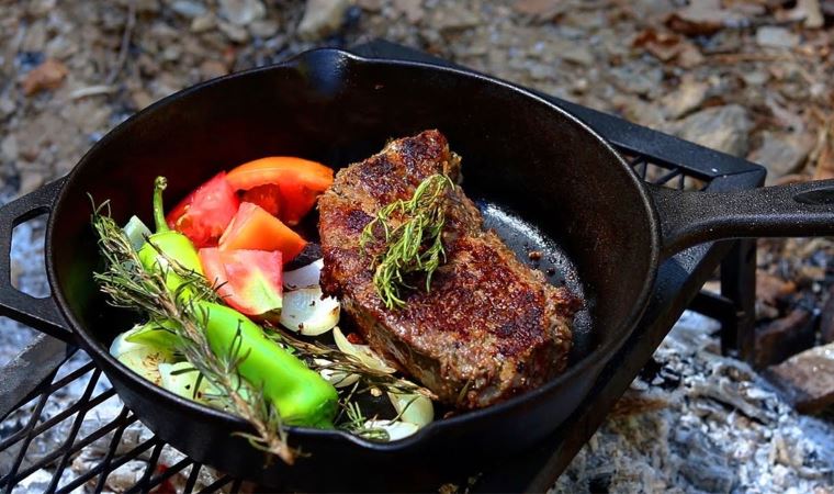 Lüks restoran şeflerinin pişirdiği lezzet sırrıyla! Etin lokum gibi olmasını sağlayan tüyo