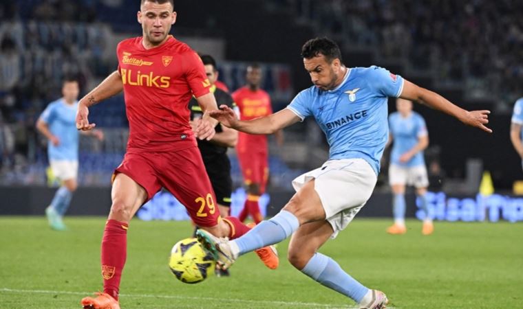 Serie A'da Lazio'ya ikincilik yarışında darbe