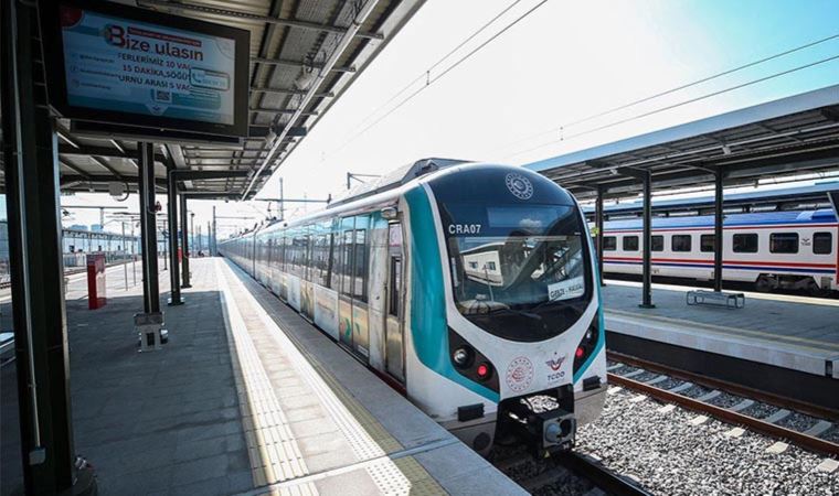 Son dakika... Marmaray'da intihar: Seferler normale döndü!