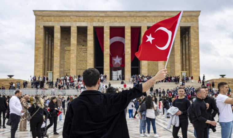 19 Mayıs coşkusu: Karanlığa teslim olmayacağız