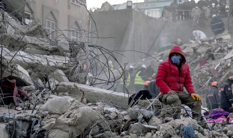 Deprem bölgesinde yeni tehlike 'asbest'... '8 numuneden 4'ünde tespit edildi'