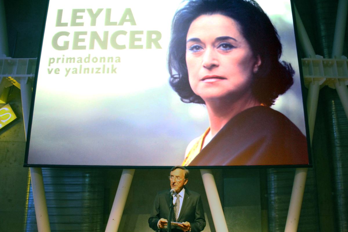 Leyla Gencer kimdir? Leyla Gencer'in eşi kim?  Leyla Gencer ne zaman öldü? Leyla Gencer'in hayatı....