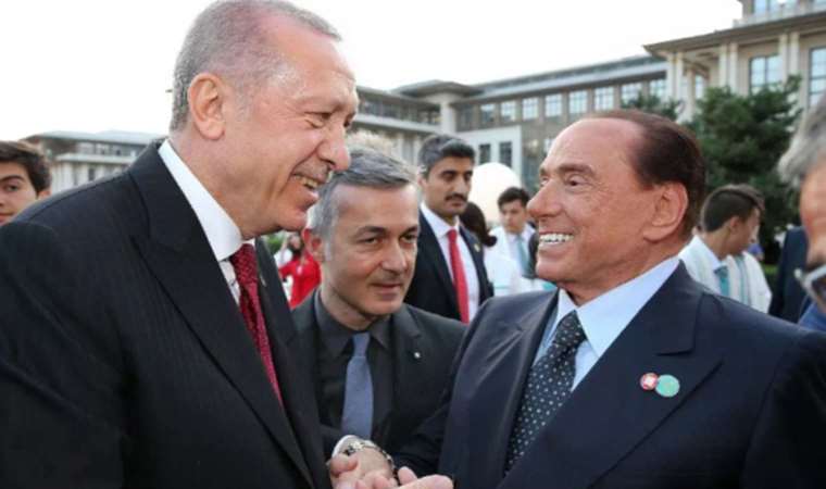 Erdoğan, Berlusconi için makale kaleme aldı: 'Geride silinmez izler bıraktı'