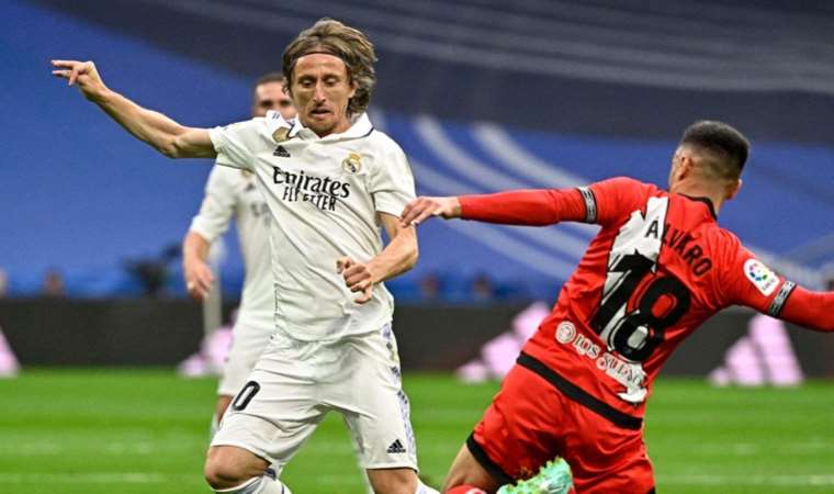 Real Madrid, Luka Modric'in sözleşmesini uzattı