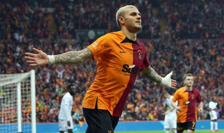 Galatasaray taraftarından Mauro Icardi'ye özel pankart