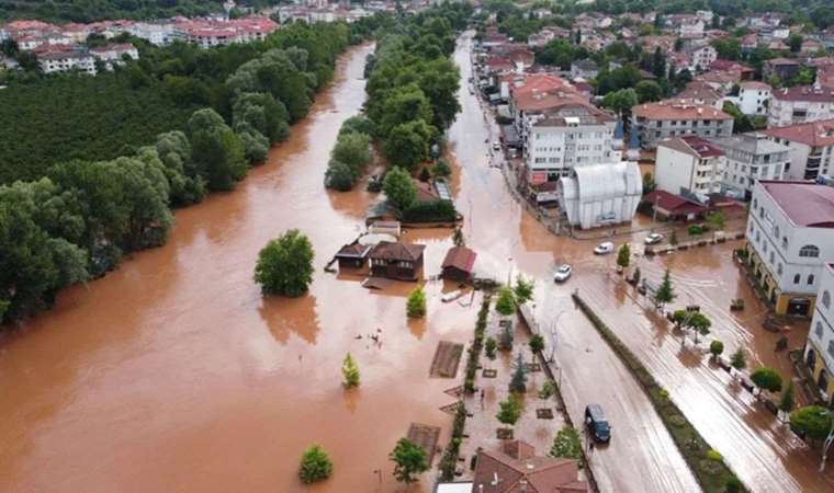 Son dakika... AFAD'dan 13 il için 'turuncu kod'lu sağanak uyarısı