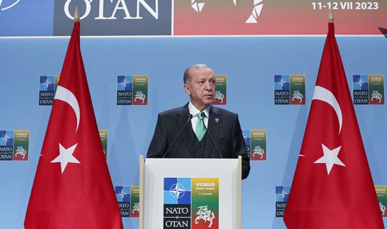 Erdoğan'dan 'İsveç'e verdiğiniz destek, AB üyeliğinin başlangıcı mı?' sorusuna ilginç yanıt: Ağzın bal yesin