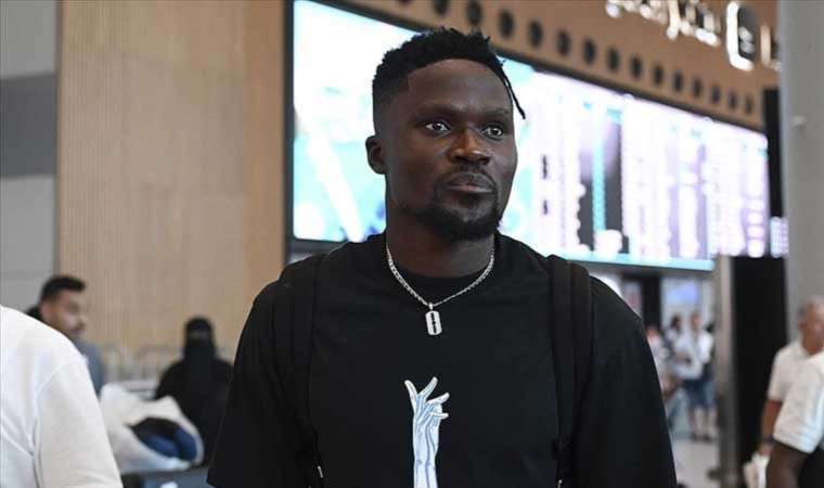 Beşiktaş'ın yeni transferi Amartey İstanbul'a geldi!