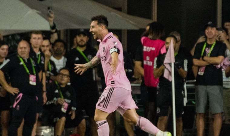 Lionel Messi, ABD kariyerine golle başladı