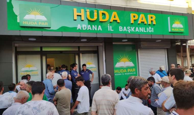 HÜDA PAR'a düzenlenen bıçaklı saldırının yeni görüntüleri ortaya çıktı