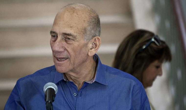 Eski İsrail Başbakanı Olmert: Ülke, iç savaşın eşiğinde