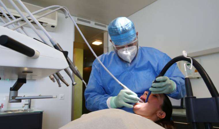 Ağız ve diş sağlığı krizi büyüyor Hekimle hasta karşı karşıya