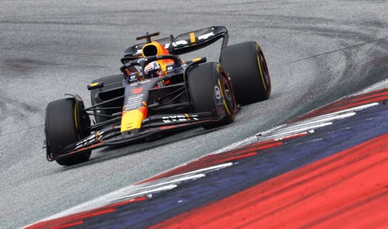 F1 Belçika Grand Prix'sinde zafer Max Verstappen'in