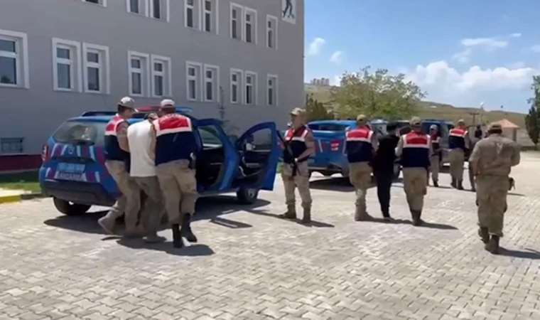 İçişleri Bakanı Yerlikaya açıkladı: 280 göçmen kaçakçılığı organizatörü yakalandı!